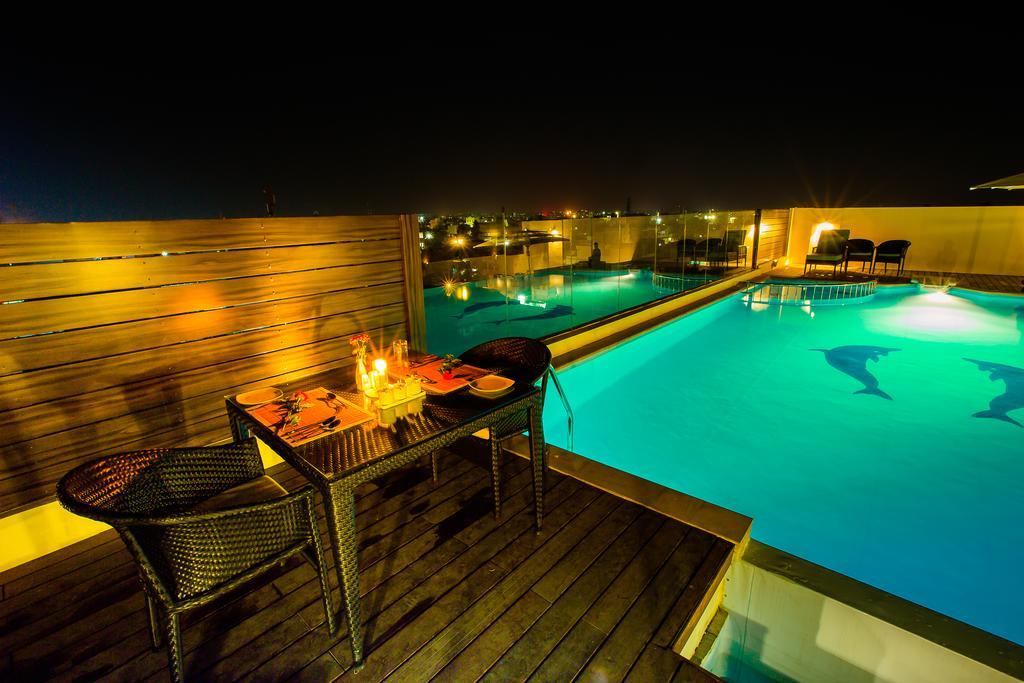 Hotel Radha Prasad Ероде Екстериор снимка