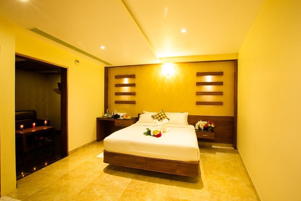Hotel Radha Prasad Ероде Стая снимка