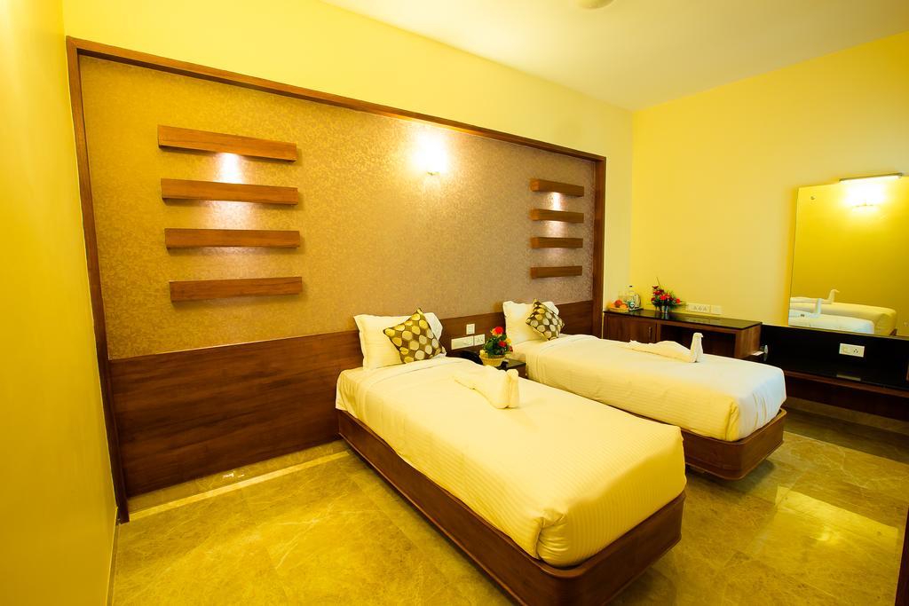 Hotel Radha Prasad Ероде Стая снимка
